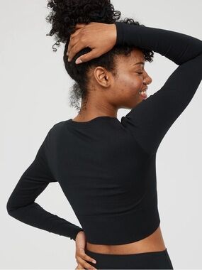 OFFLINE Aerie Sidewalk Seamless Long-Sleeve Cropped Black T-Shirt Top Women XL